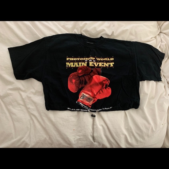 Tops - Photoshop World Oversized Crop Top With Chain